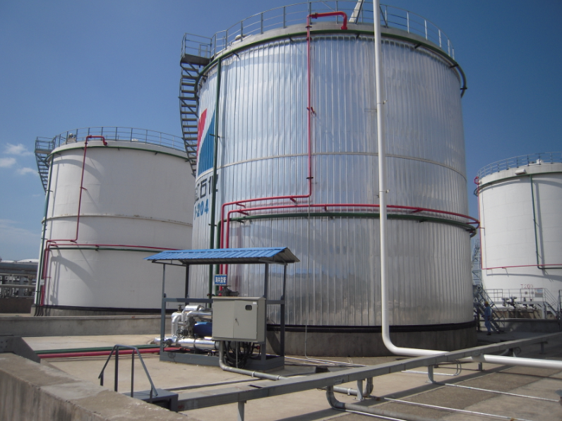 Oil storage tank vapor recovery field installation